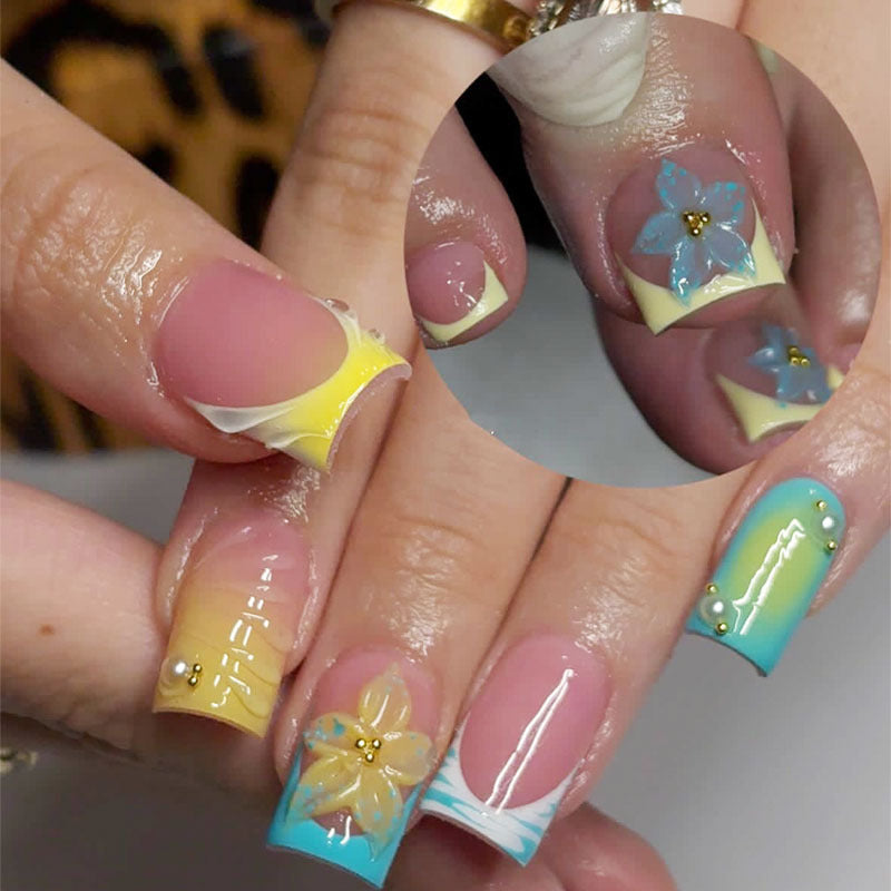 Hochwertiges florales Design Press-On Nagelset Brehn