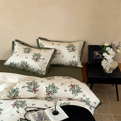 Botanisches Blumen-Baumwoll-Bettüberzug-Set mit Olivenrand & Kissenbezügen