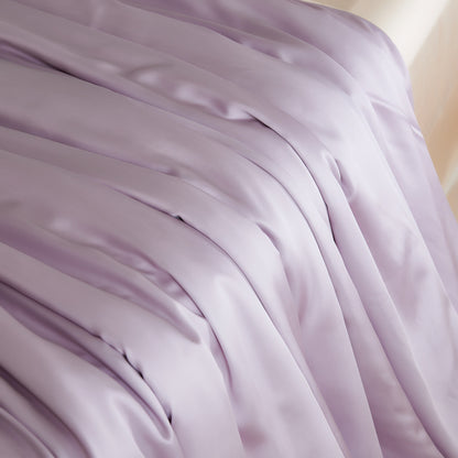 Luxuriöses Satin-Bettlaken-Set mit seidig-glatt wirkender Mikrofaser und drapiertem Fall