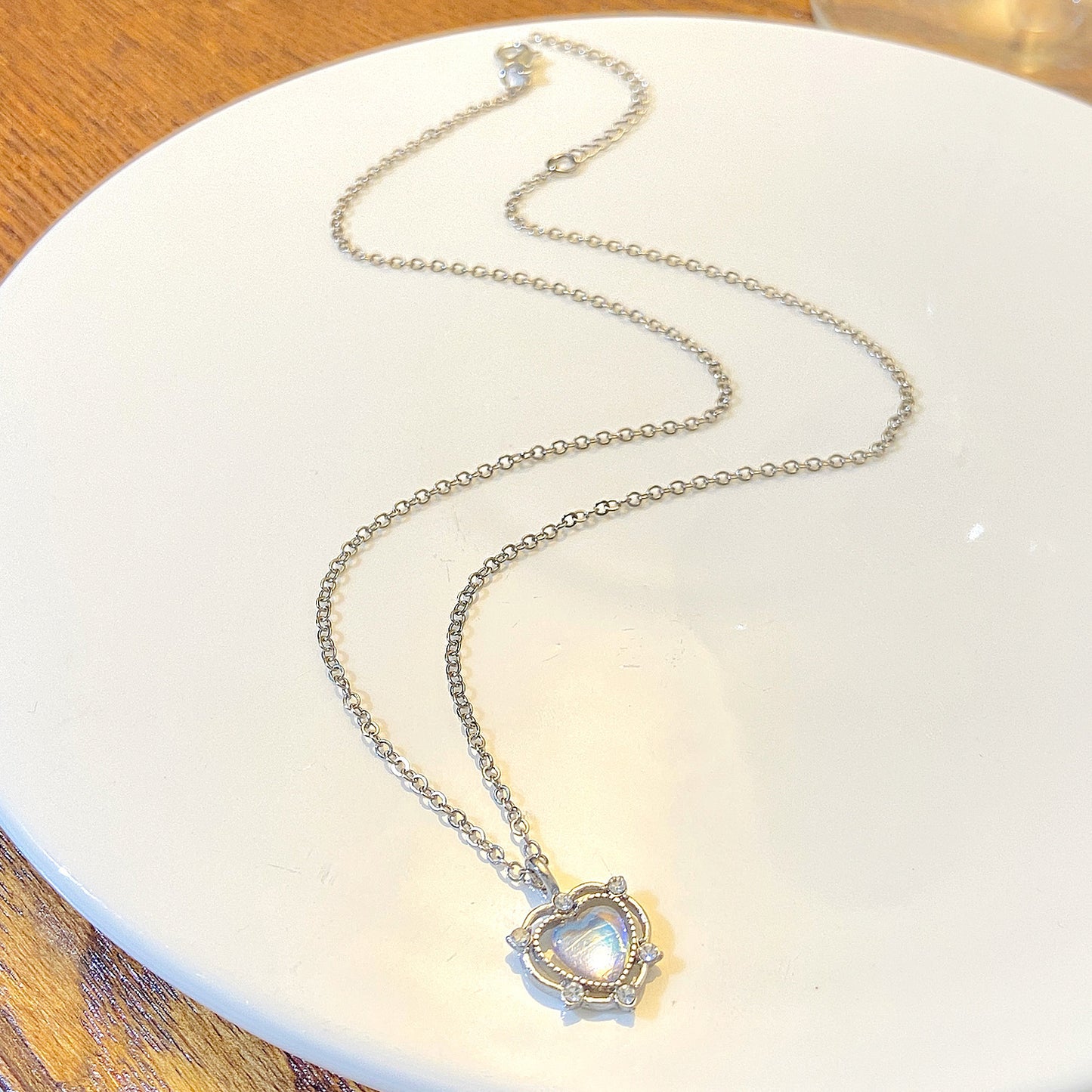 Herzförmige Schmuck-Halskette Brehn