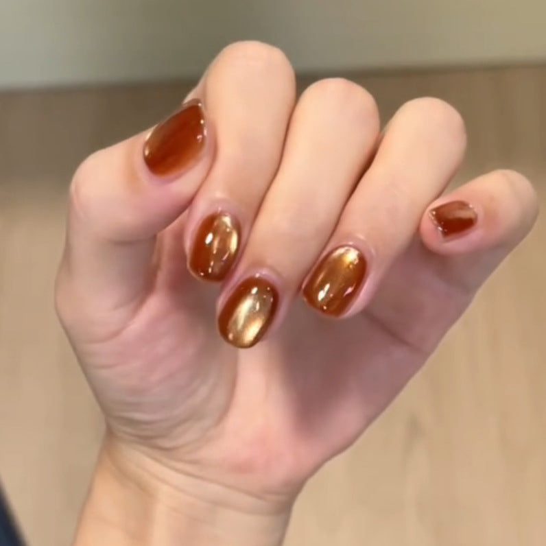 Kunstnägel mit Elegantem Glanz Brehn