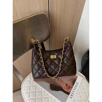 Elegante mit Ketten verzierte Hobo-Tasche Brehn