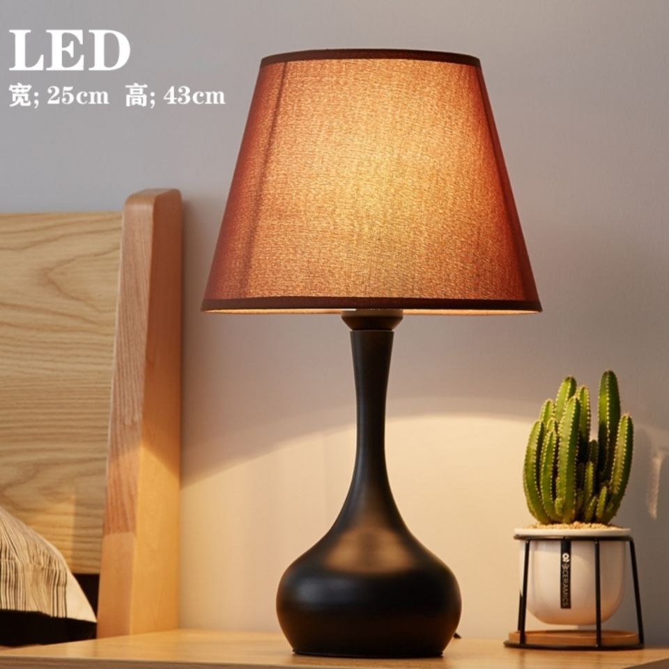 Stylische LED Tischlampe