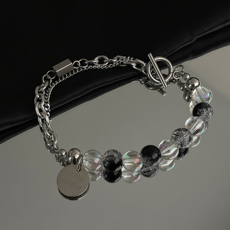 Stilvolles Perlen Charm Armband Brehn