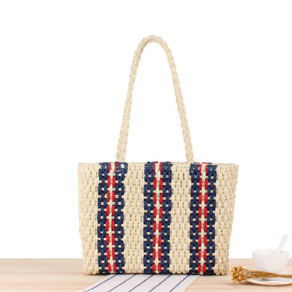 Strandtasche Im Eleganten Geflechtstil Brehn