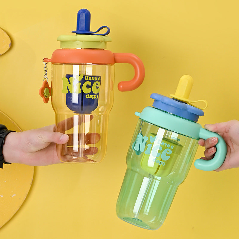 Unisex Trinkbecher mit integriertem Strohhalm und Auslaufschutz Brehn