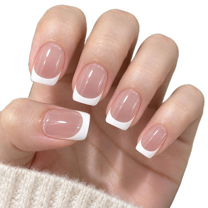 Elegantes French Tip Acrylnagel-Set Brehn