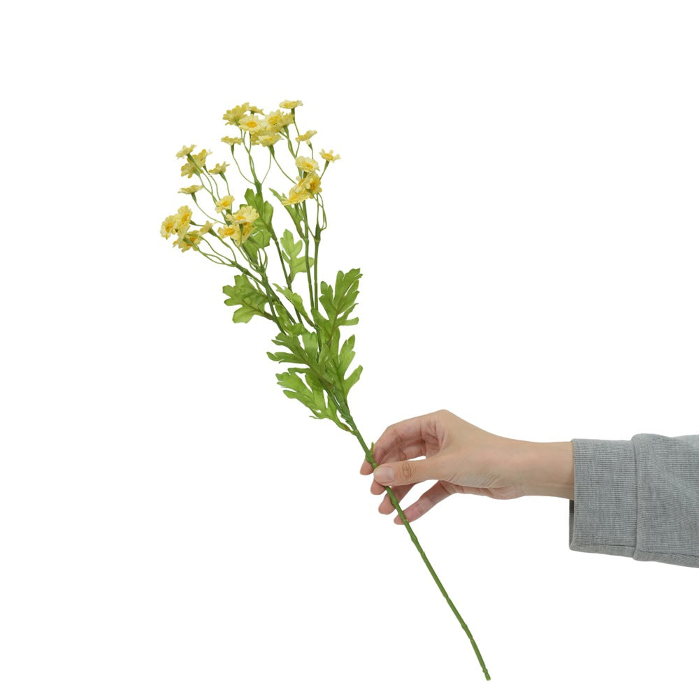 Realistische Blumenstängel-Anordnung