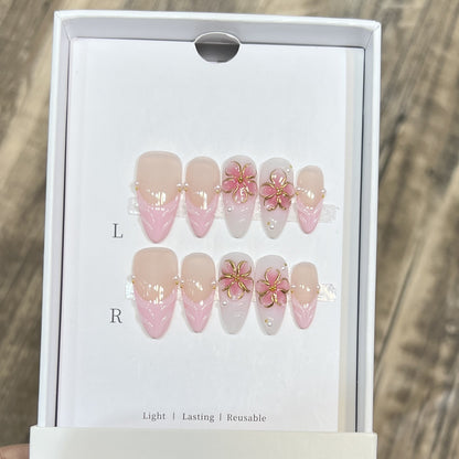 Artisan Floral-Themed Press-On Nails Set Brehn