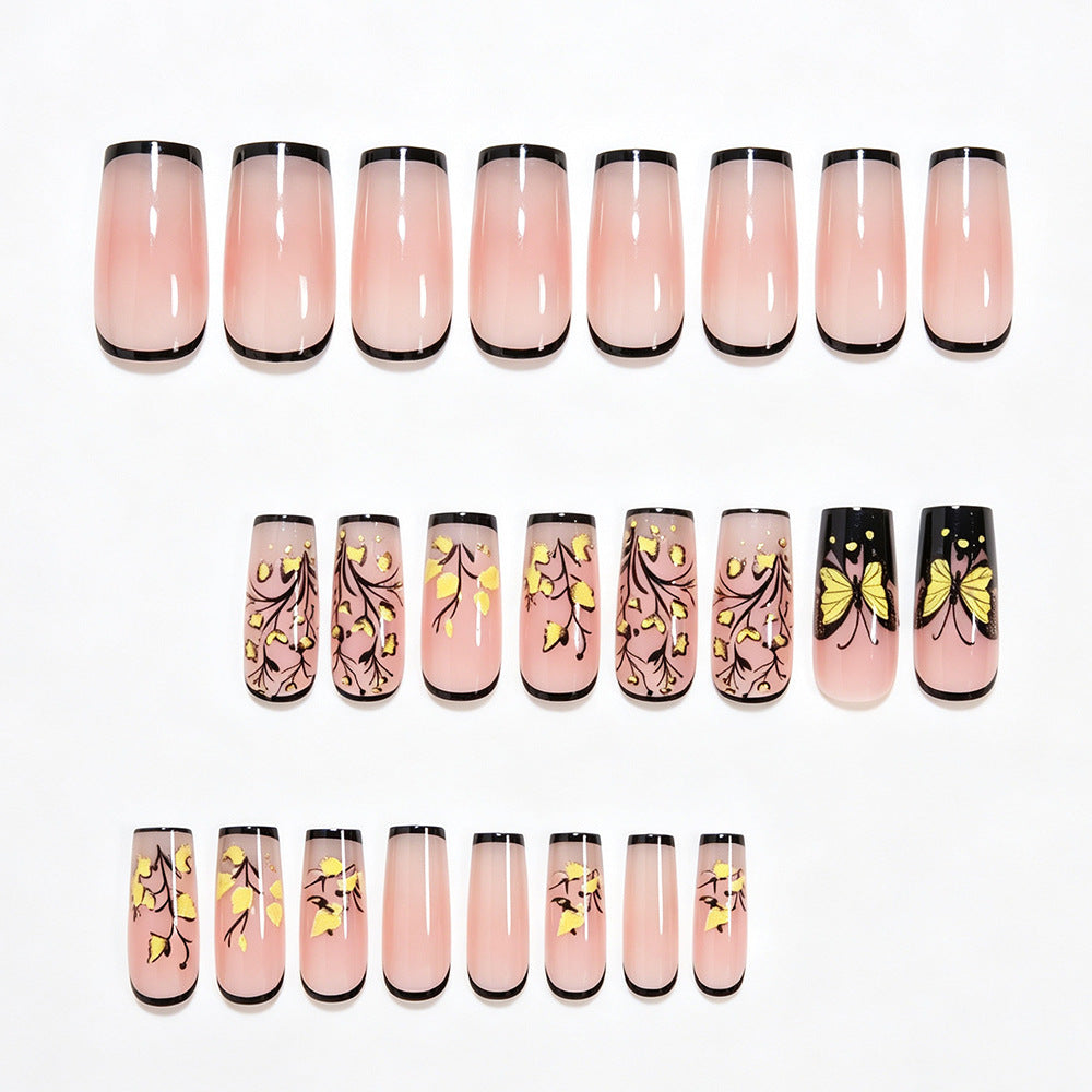 Schmetterlings-Blumen-Nagelkunst-Design Brehn