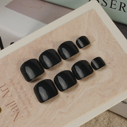 Glänzendes kurzes Press-On-Nagelset Brehn