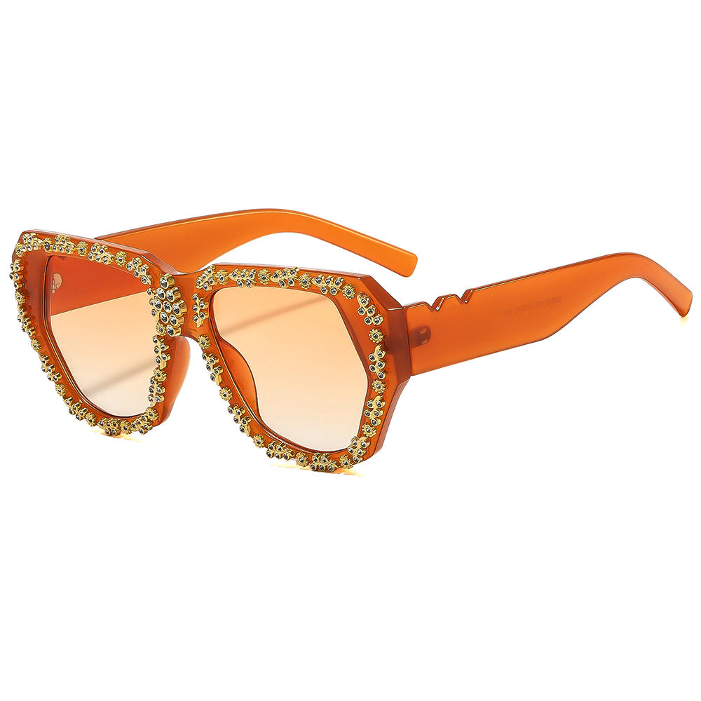 Damen modische Sonnenbrille mit opulentem Kristallrahmen Brehn