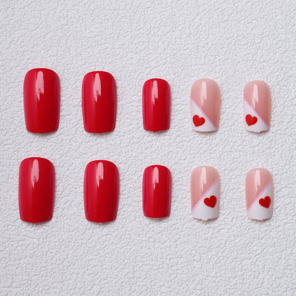Herz-verzierte Press-On Nagelkunst Brehn