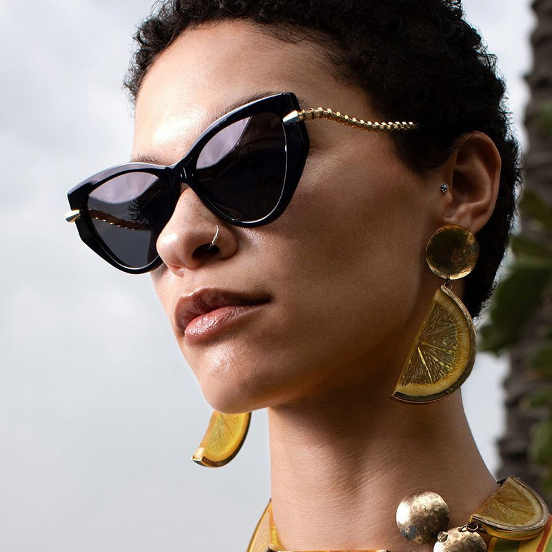Damen Cat-Eye Sonnenbrille mit elegantem Metallrahmen und modischen Akzenten Brehn