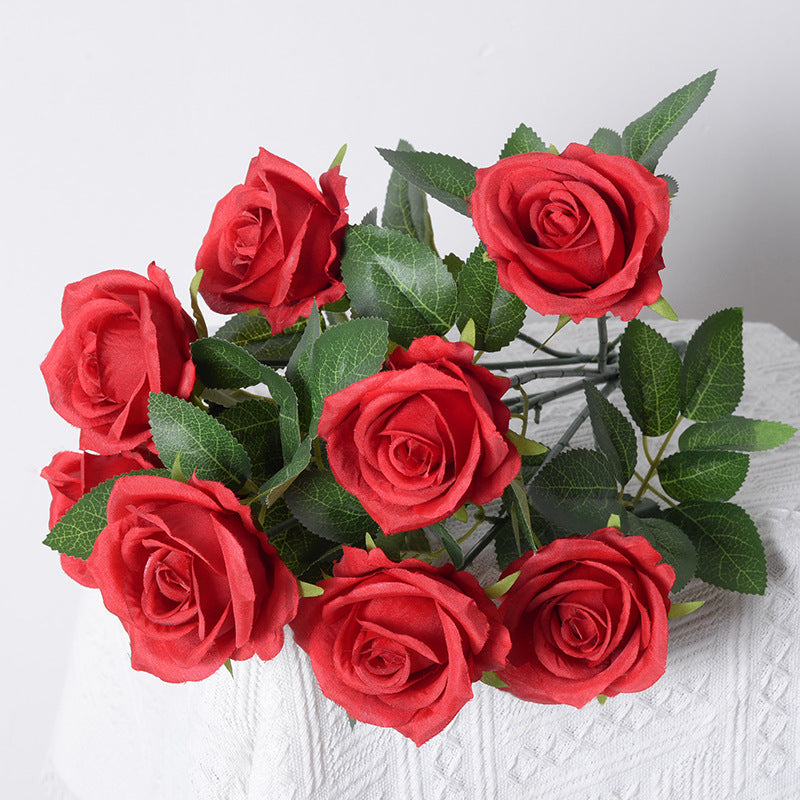 Künstlicher Rosenstrauß