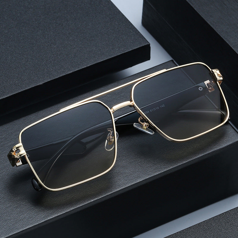 Damen Designer-Sonnenbrille mit extravagantem Metallrahmen Brehn