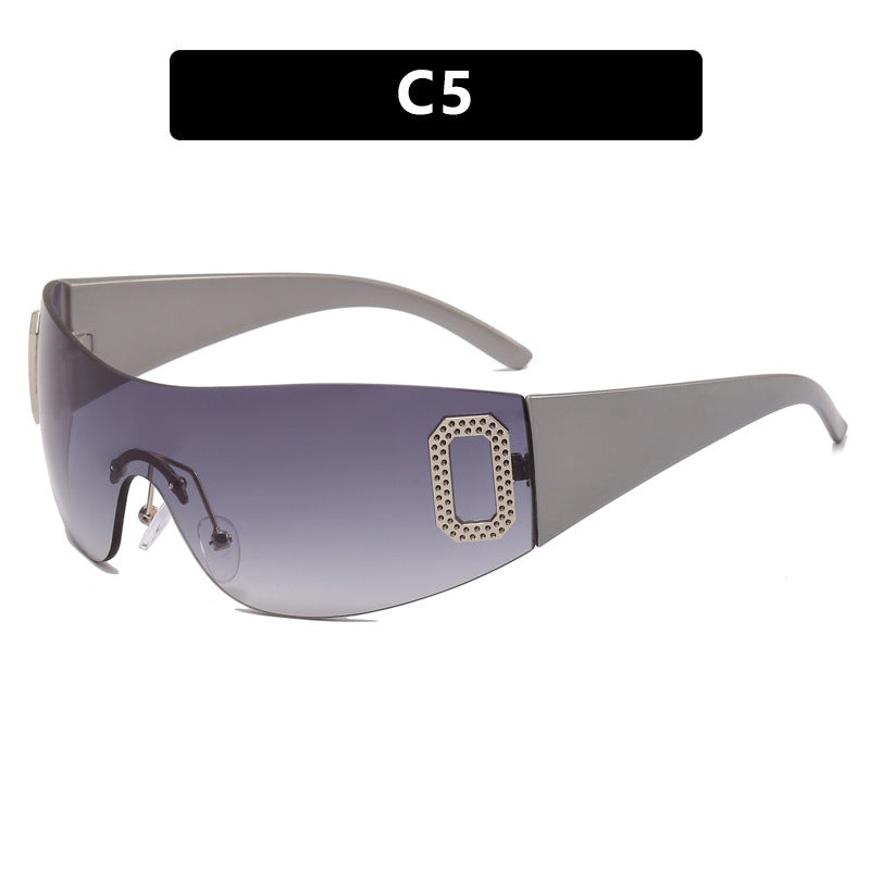 Damen Sportliche Sonnenbrille im futuristischen Shield-Design Brehn