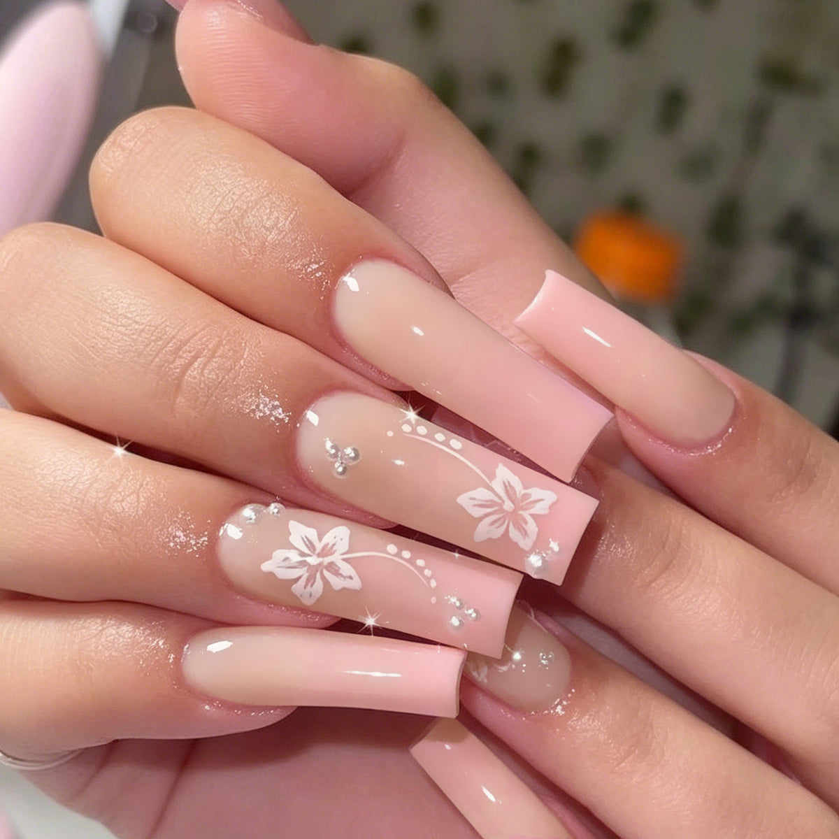 Florales Acryl-Nagelkunst-Set Brehn