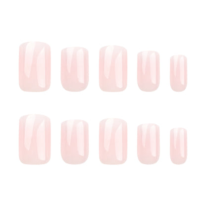 Kunstvolle Nagelverlängerungen mit wippenden Ombre Übergängen Brehn