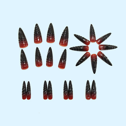 Kunstnagelset mit Eleganten Spitzen und Schwarz-Rotem Farbverlauf Brehn