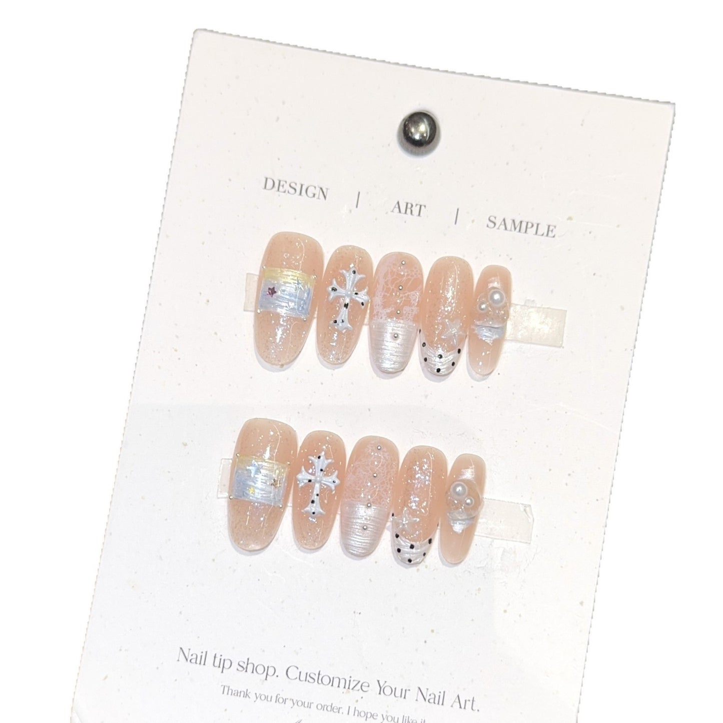 Kunstnagel Set mit Traumhaften Glitter- und Perlendesigns Brehn