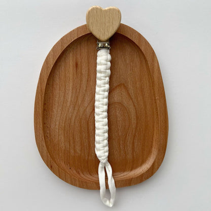 Geflochtener Stoff Schnullerclip mit Holzherz Sicherheitsklammer