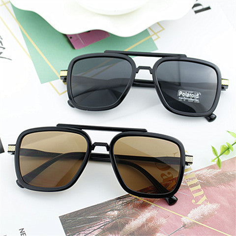 Damen moderne Sonnenbrille mit quadratischem Rahmen Brehn