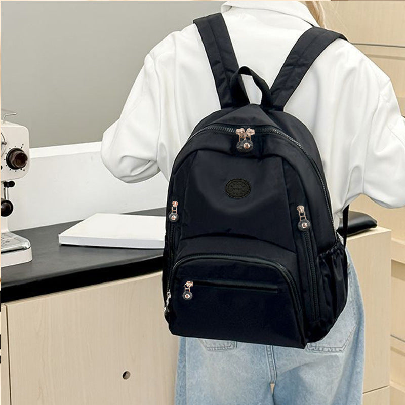 Multi-Pocket-Reiserucksack mit wasserabweisendem Material Brehn