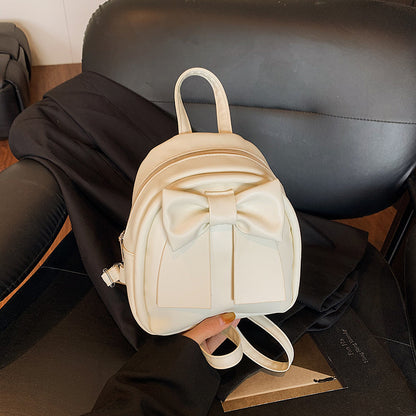 Bogenakzentierter Faux-Leder Mini-Rucksack