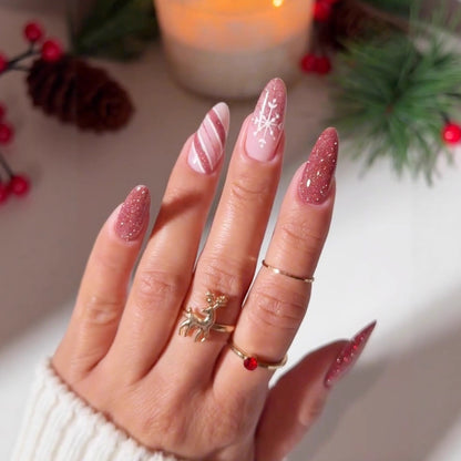 Kunstnagelset mit glitzerndem Weihnachtsdesign Brehn