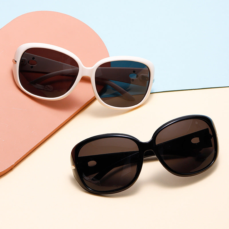 Damen Elegante Oversized Sonnenbrille mit modischem Muster Brehn