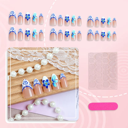Künstlerisch floral dekoriertes Press-on-Nagelset