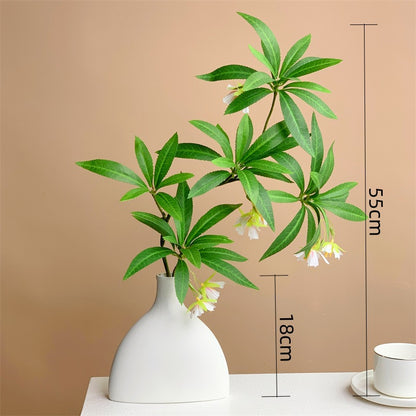 Dekorative Kunstblumenarrangement