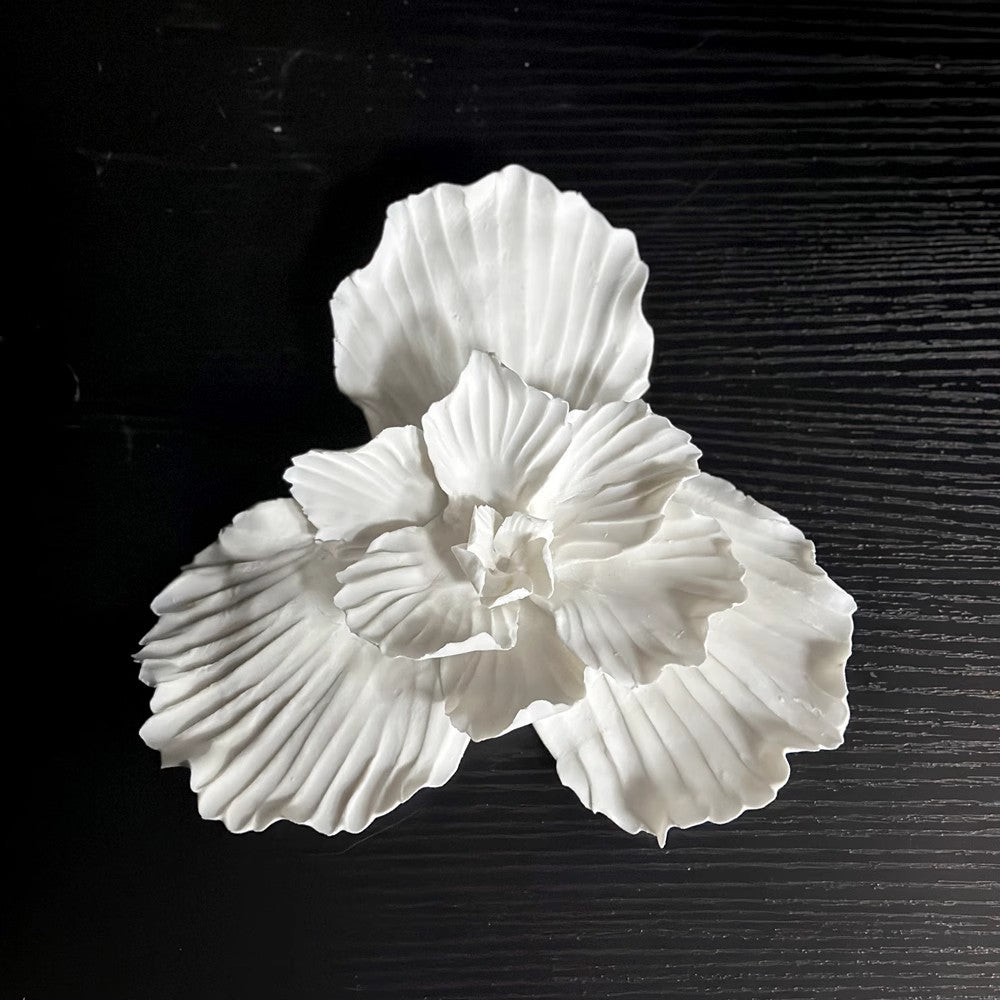 Elegante dekorative Blumen Skulptur