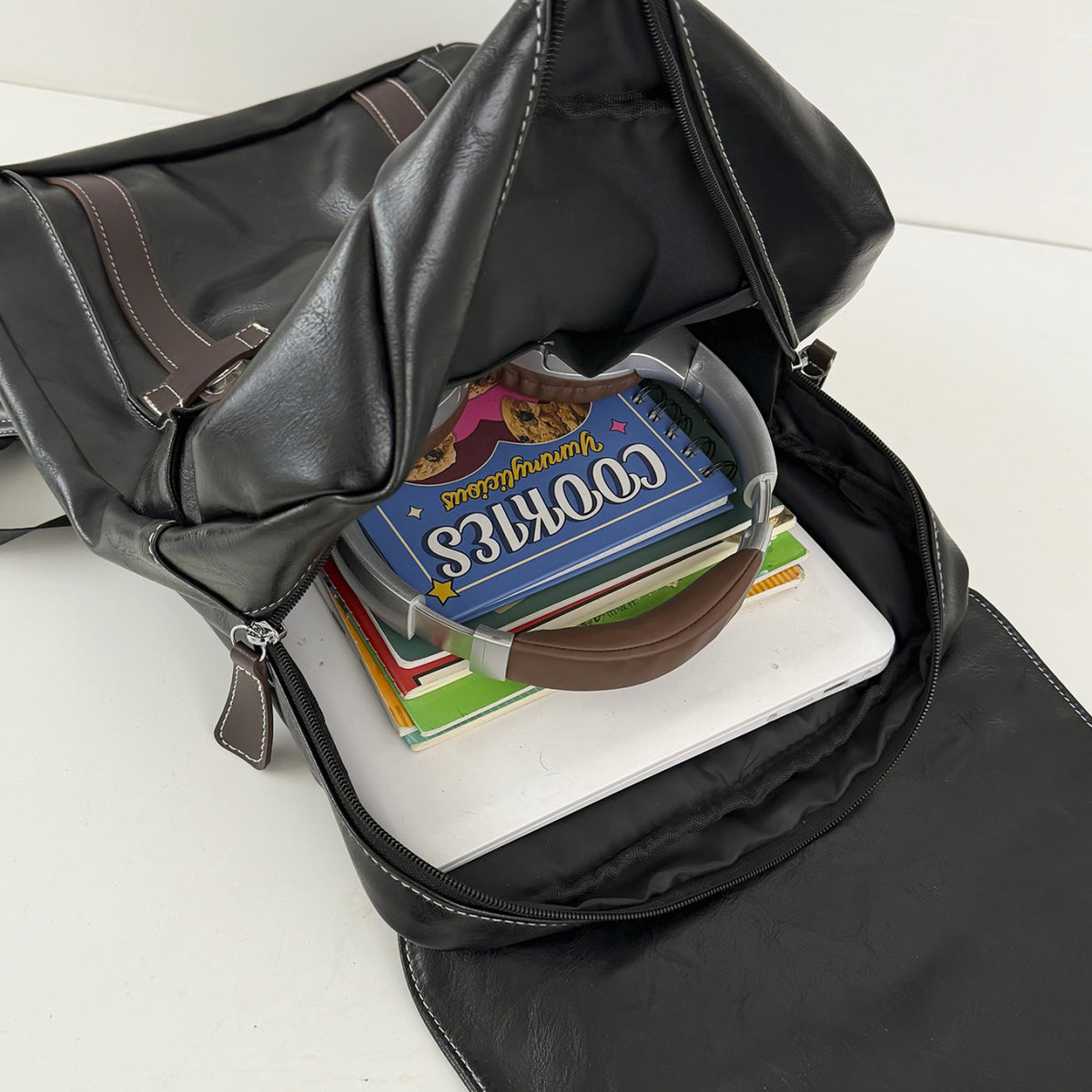 Stylischer Leder Laptop Rucksack