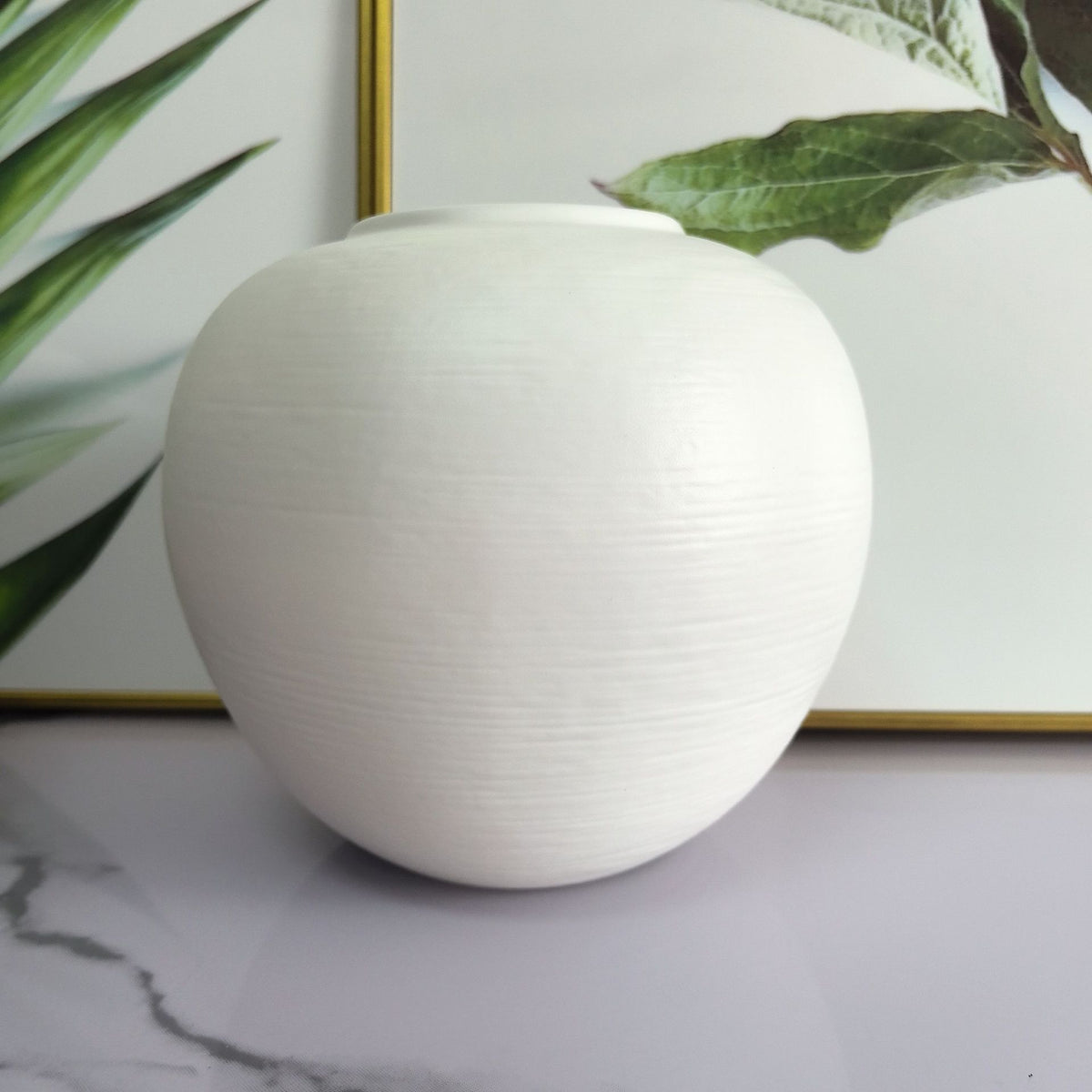 Elegante strukturierte Keramikvase Brehn