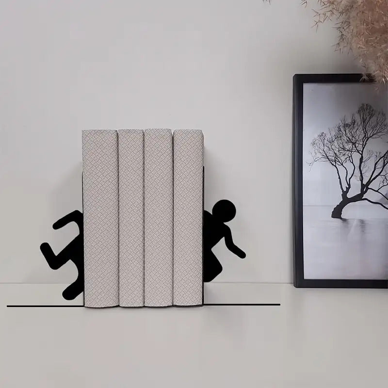 Verspielte figurative Buchstützen