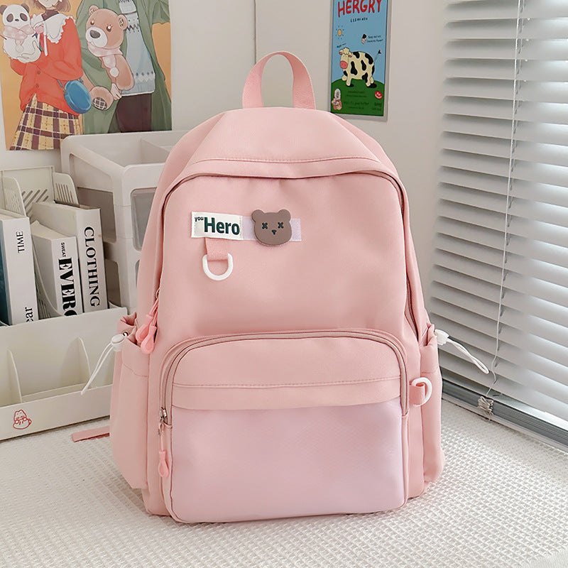Niedlicher illustrierter Schulrucksack