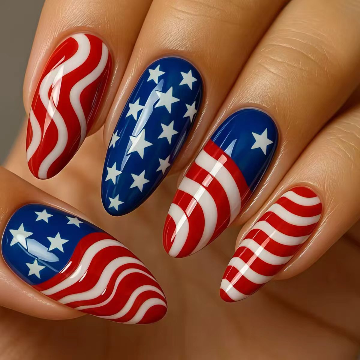 Kunstnägel Im Patriotischen Stars And Stripes Design Brehn