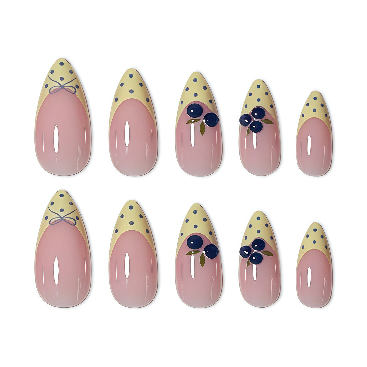 Elegante florale Akzent Press-On-Nägel Set Brehn