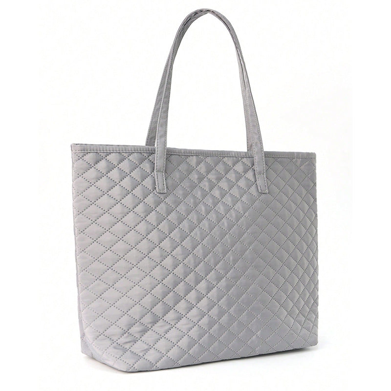 Modische Handtasche Aus Strukturiertem Material Brehn