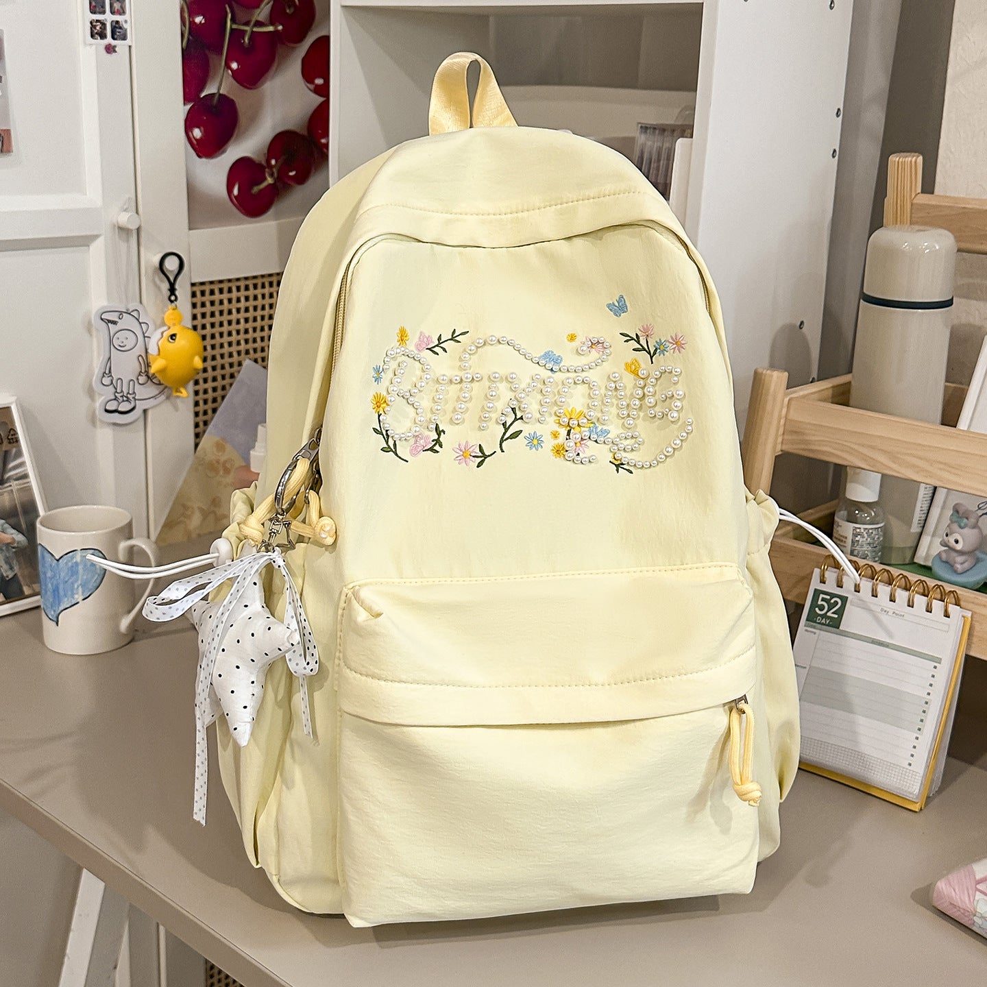 Bestickter floraler Schulrucksack