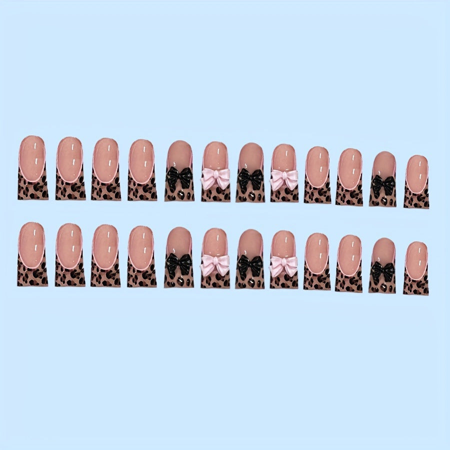 Dekorativer Leopard-Print Press-On Nail Set Brehn