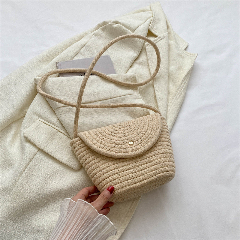 Handgeknüpfte Mini-Tasche mit Geschwungenem Design Brehn