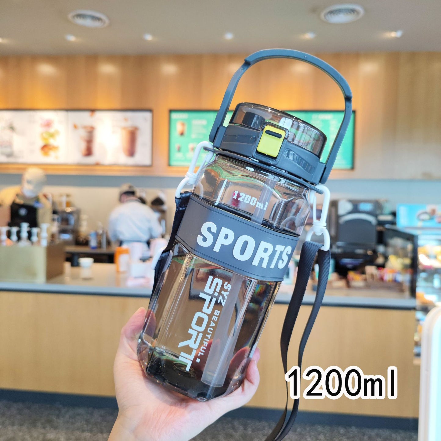 Damen Sportliche Wasserflasche mit praktischem Tragesystem Brehn