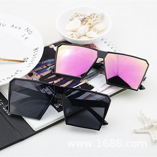 Damen Modische Sport-Sonnenbrille mit eckigem Rahmen und verspiegelten Gläsern Brehn