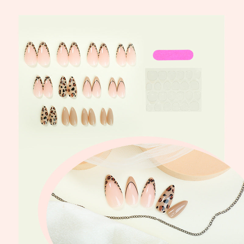 Dekoratives Stiletto Press-On Nagelset Brehn