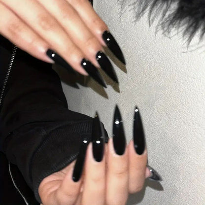 Spitze Stiletto-Nagelverstärkungen Brehn