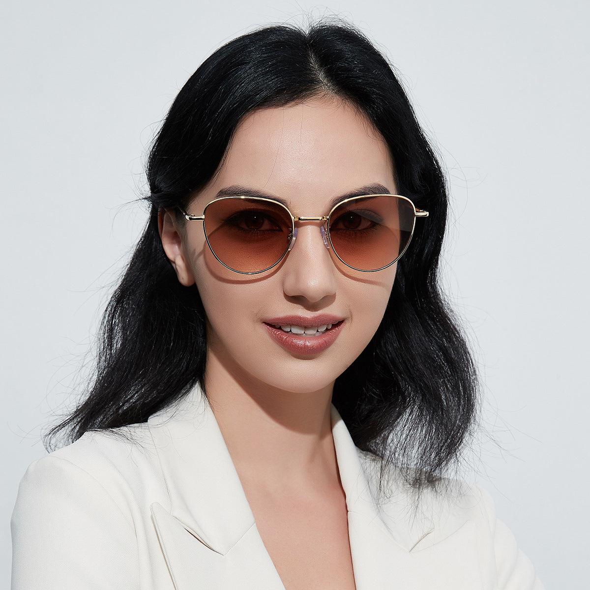 Damen modische Sonnenbrille mit filigranem Metallrahmen Brehn