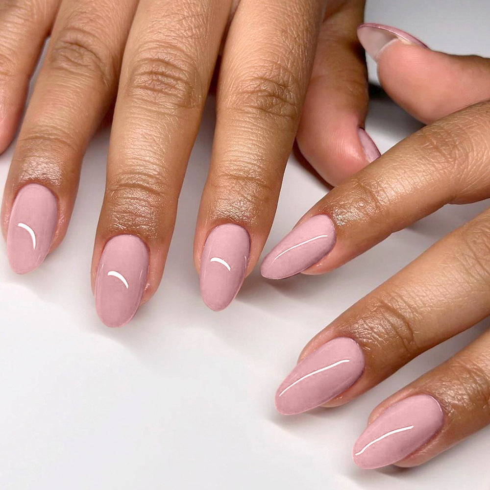 Elegantes mandelförmiges Gel-Nagel-Set Brehn